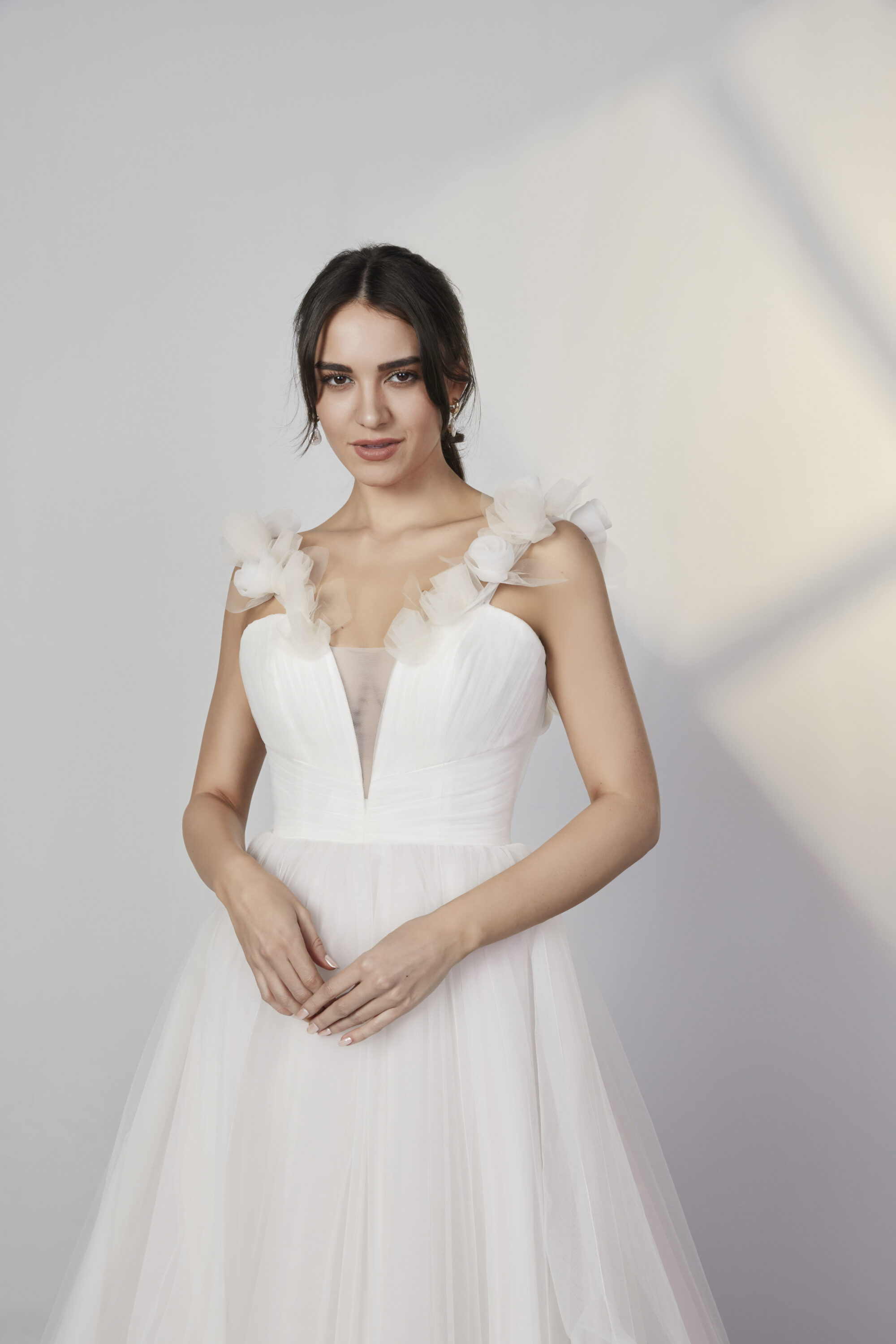 MM232-A Line Tulle Wedding Dress - Image 3