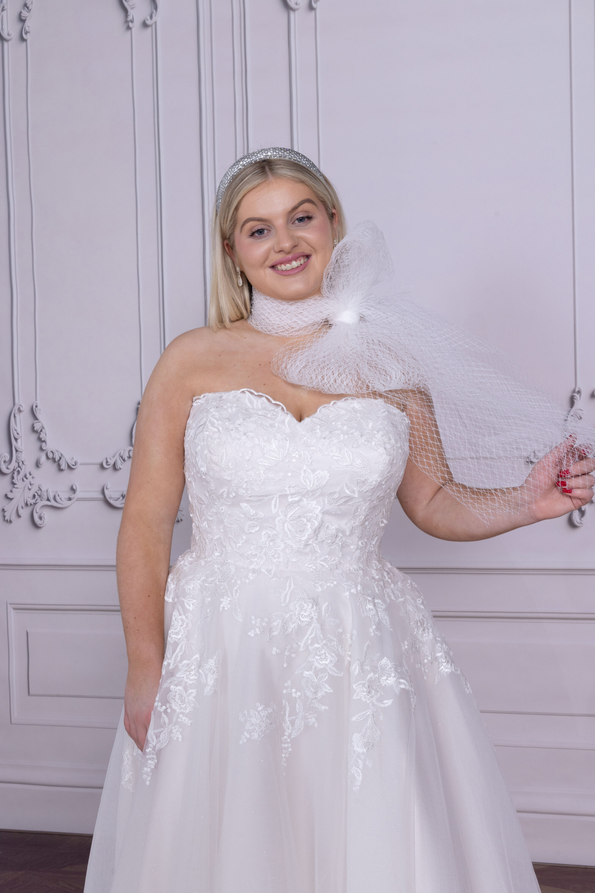 MG177-A Line Lace Wedding Dress - Image 3