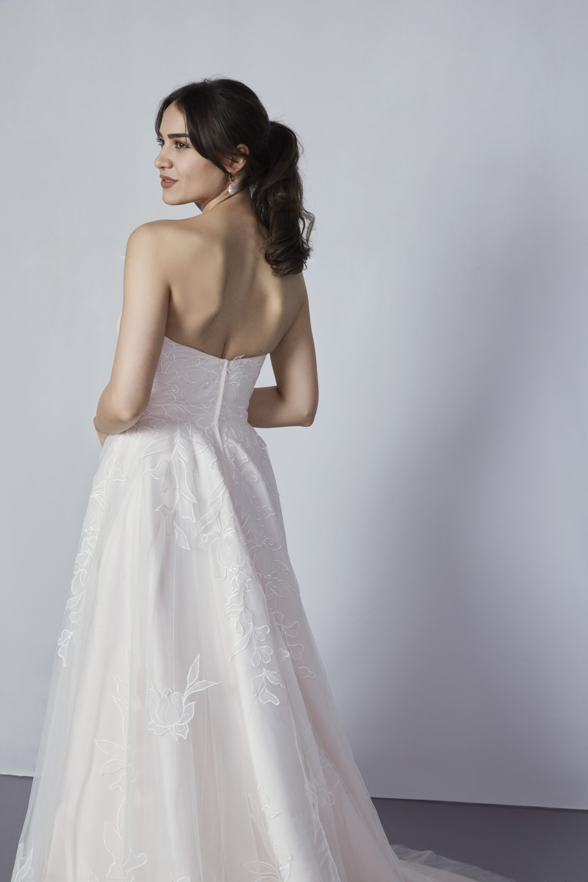 MM234-Sweetheart Strapless Tulle Wedding Dress - Image 5
