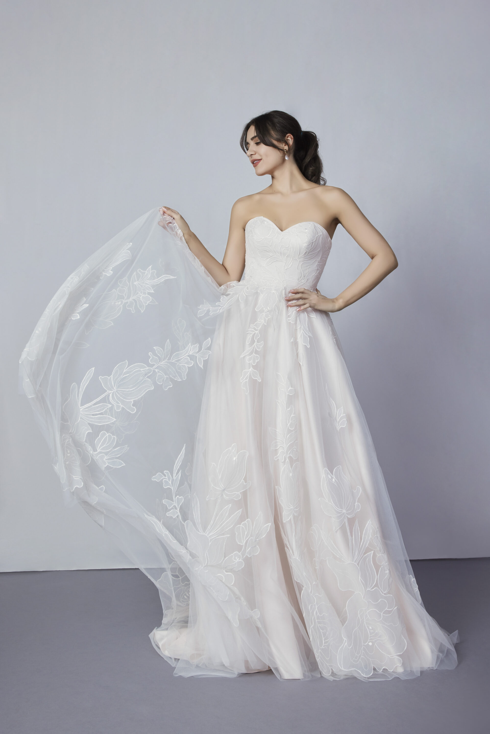 MM234-Sweetheart Strapless Tulle Wedding Dress - Image 4