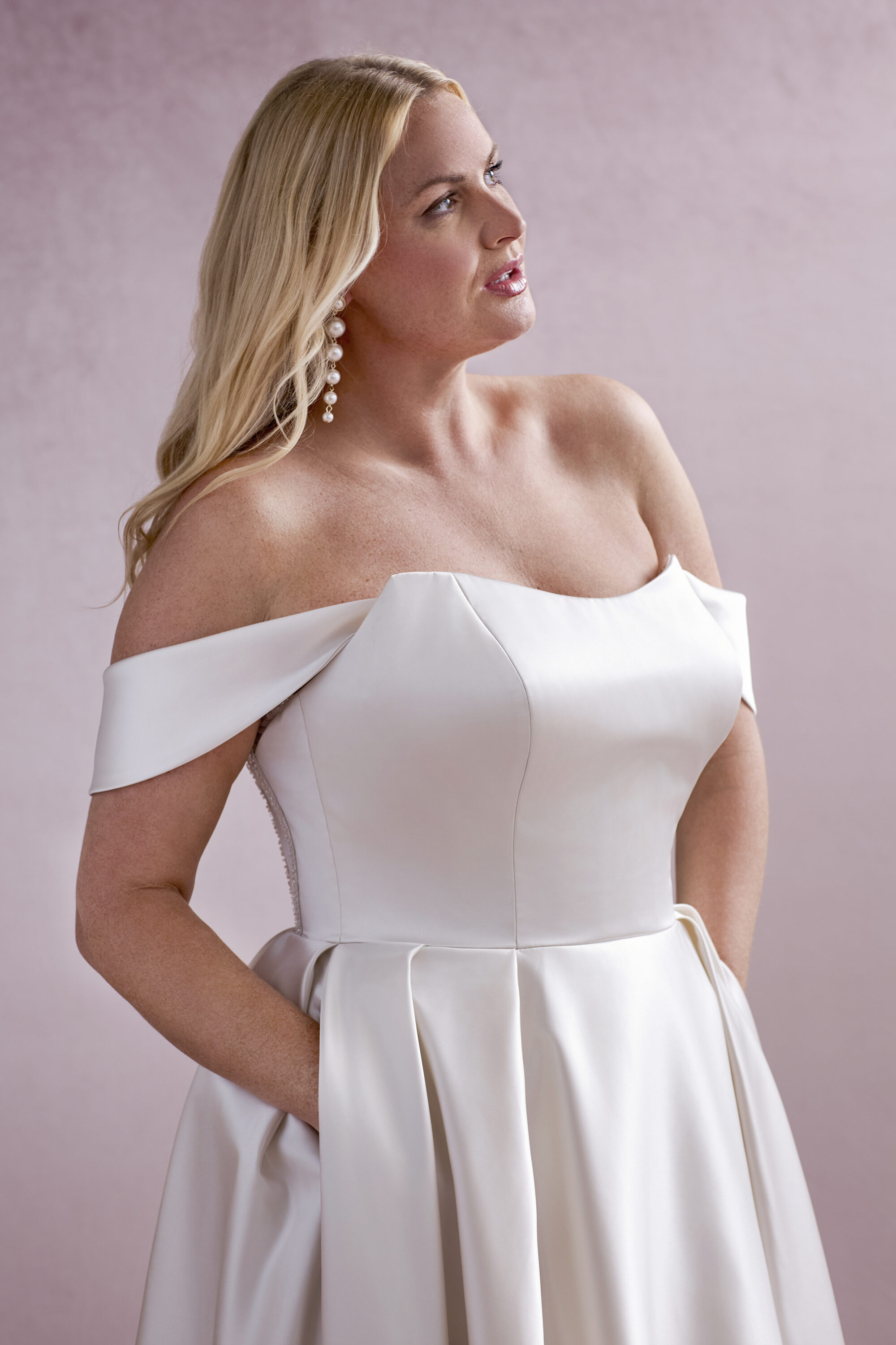MG202-Ballgown Satin Wedding Dress - Image 4