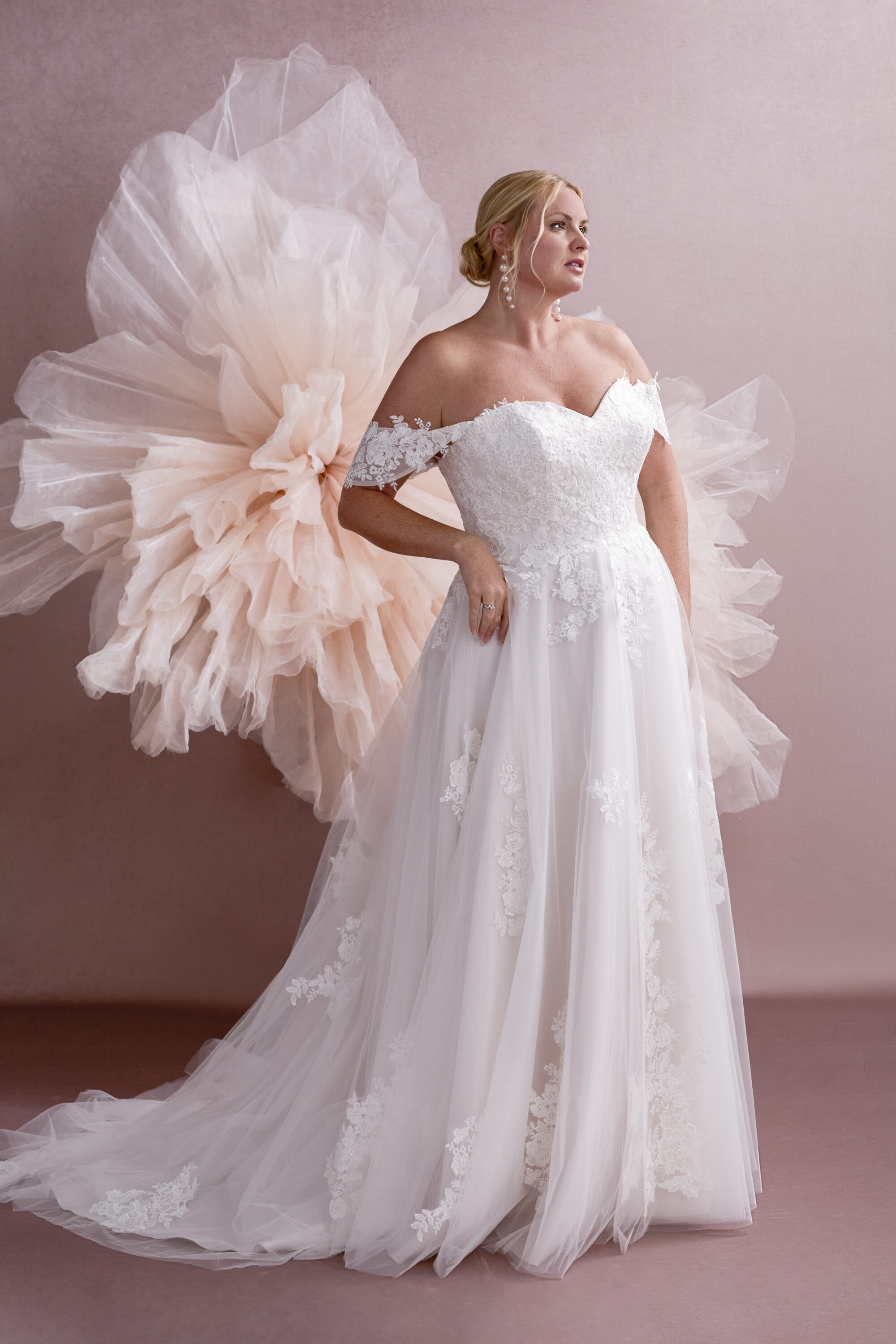MG203-A-line Lace Wedding Dress - Image 2