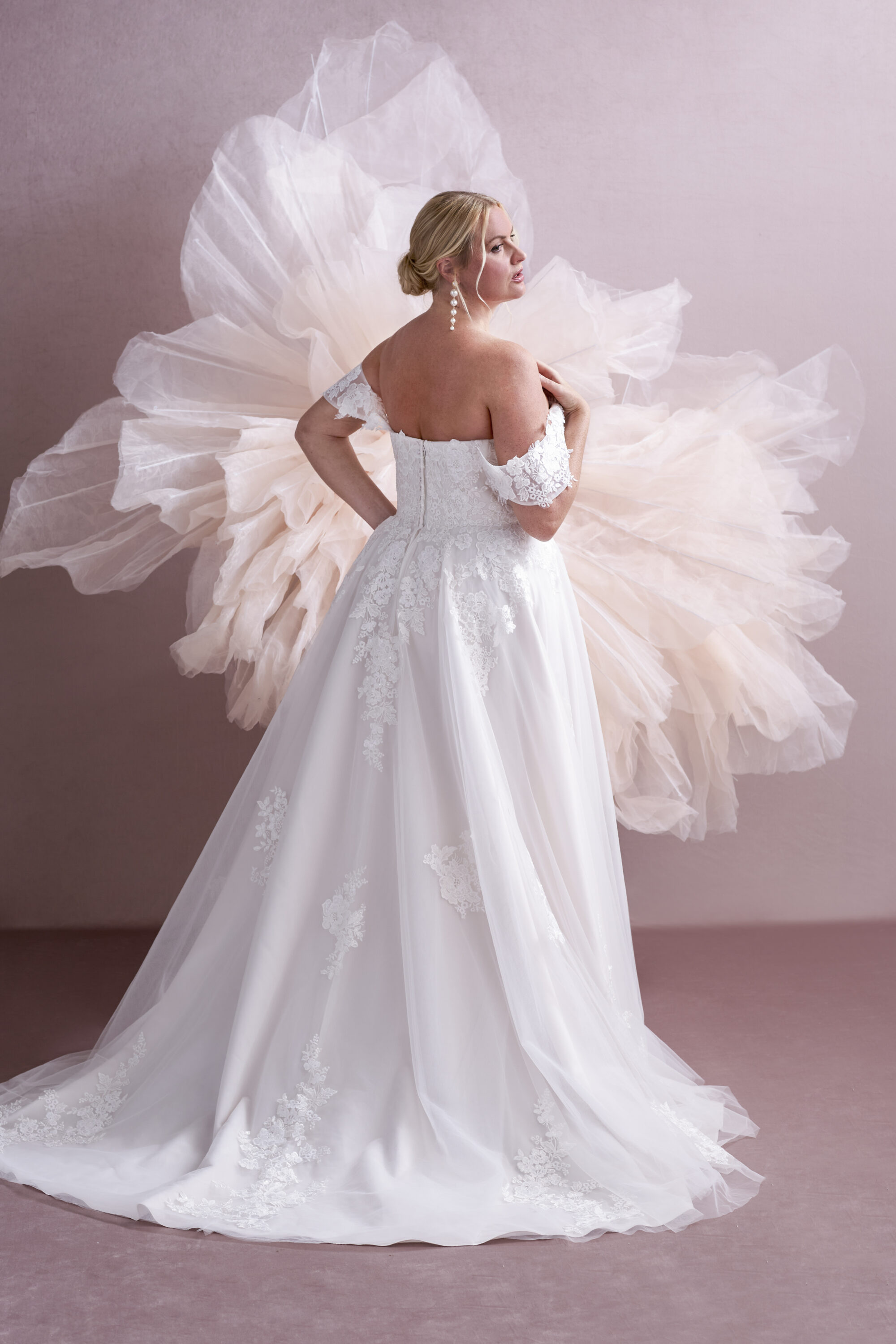 MG203-A-line Lace Wedding Dress - Image 4