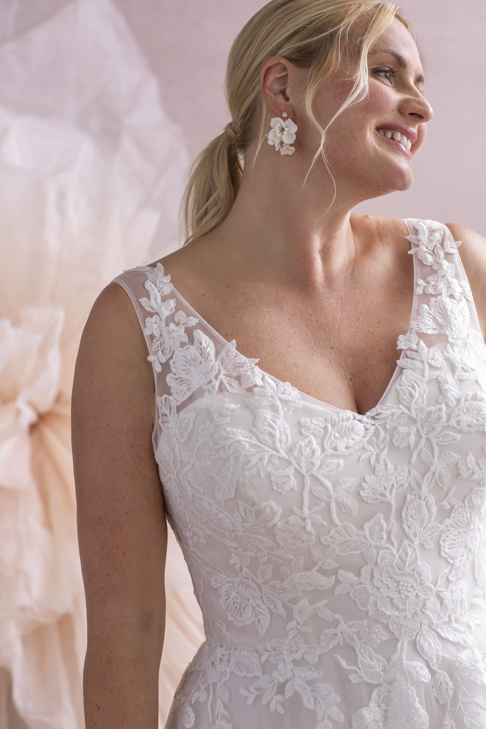 MG205-A-line Lace Wedding Dress - Image 8