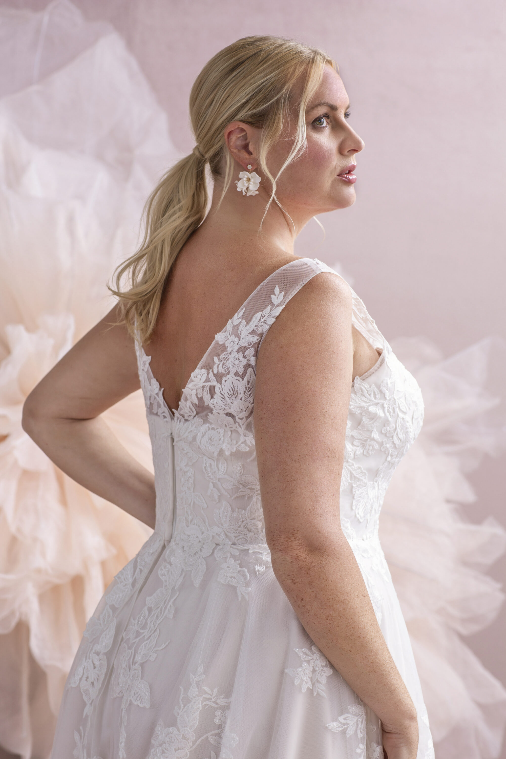 MG205-A-line Lace Wedding Dress - Image 6