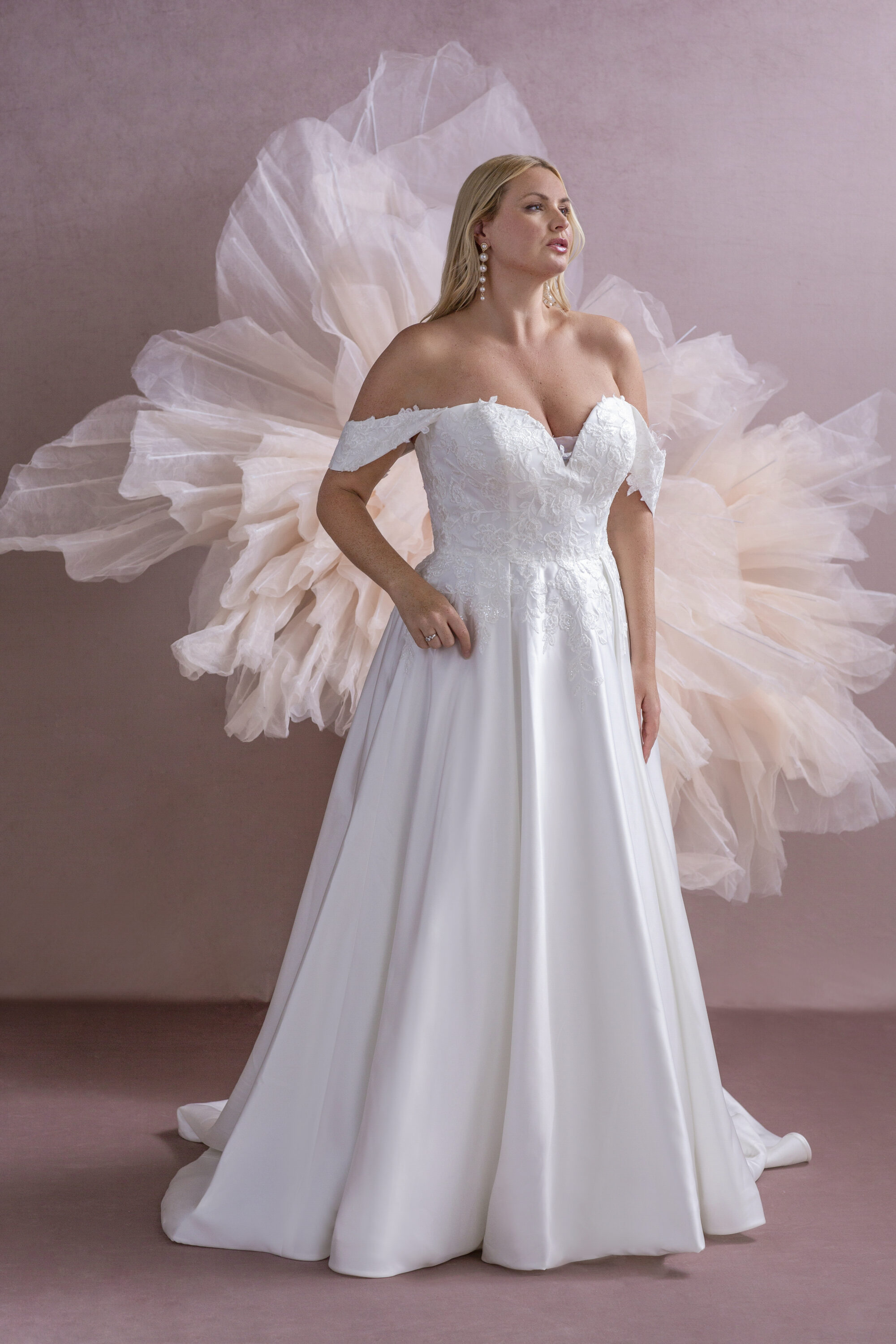 MG210-Ballgown Satin And Lace Wedding Dress - Image 2